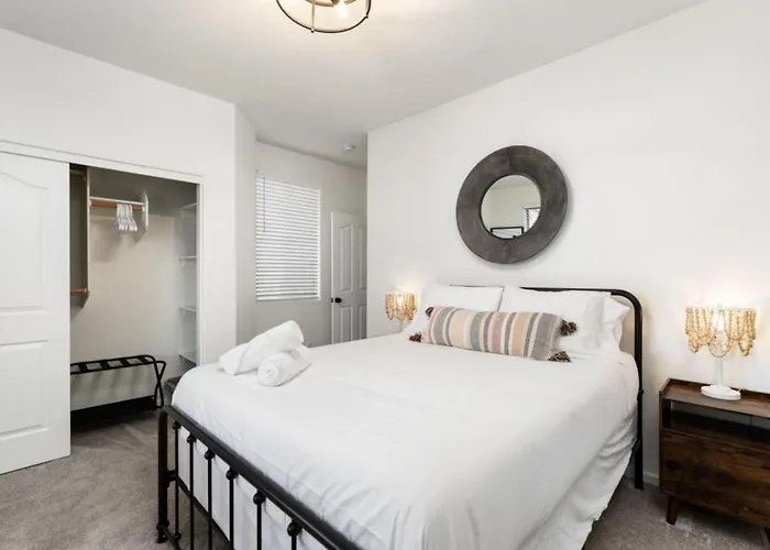 Holiday home The Thirsty Cactus | Heated Pool, Spa & Games *